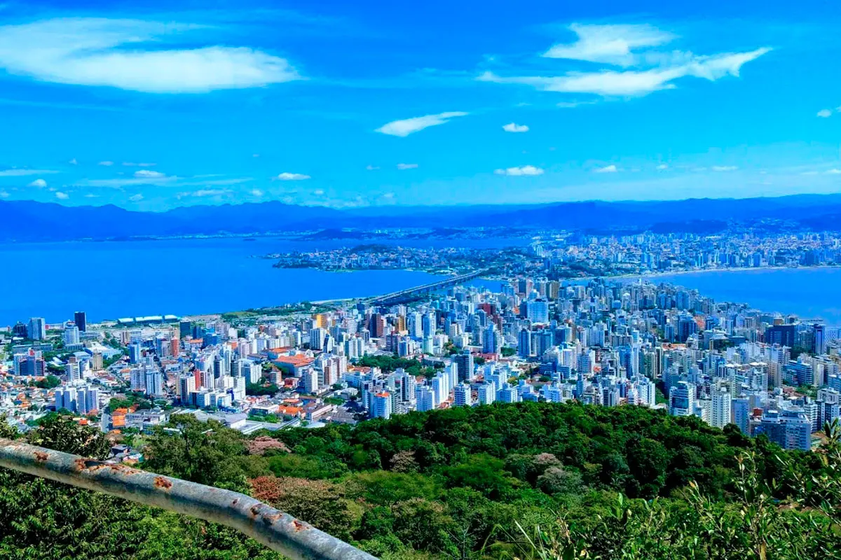 Mirante do Morro da Cruz, atração para visitar em Florianópolis