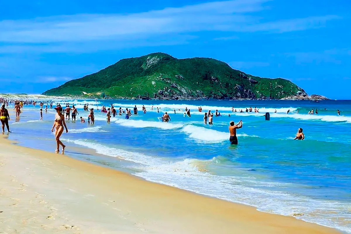 Praia do Santinho, atração para visitar em Florianópolis