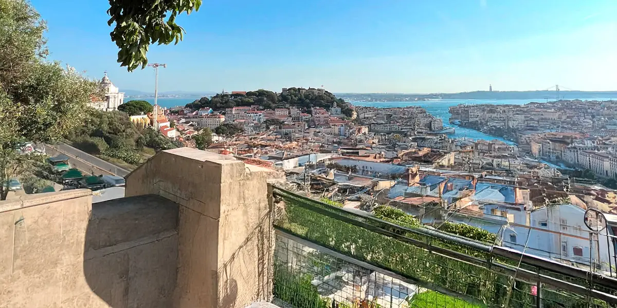 Miradouro da Senhora do Monte, atração para visitar em Lisboa