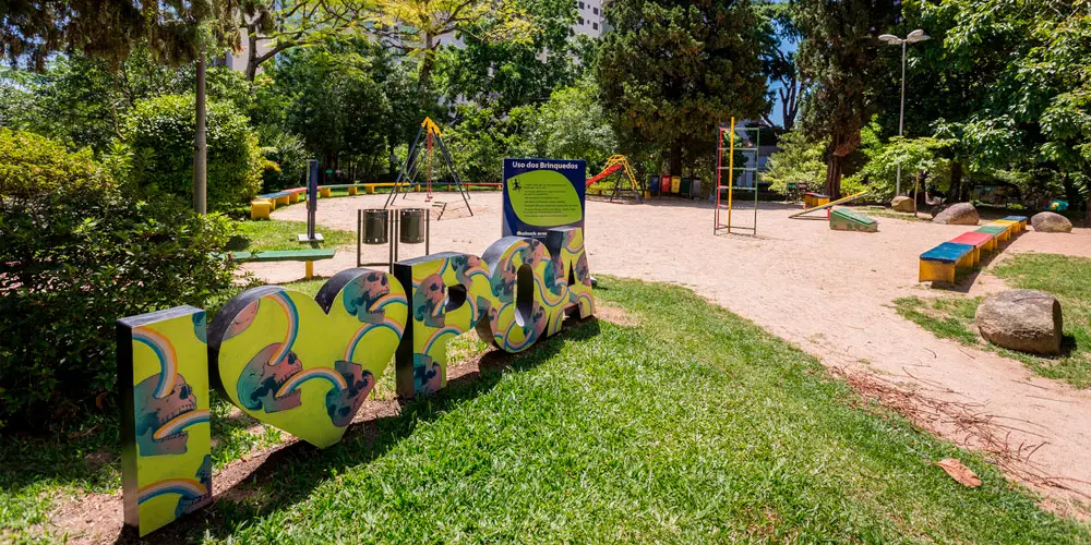 Praça Carlos Simão Arnt (Praça da Encol), atração para visitar em Porto Alegre