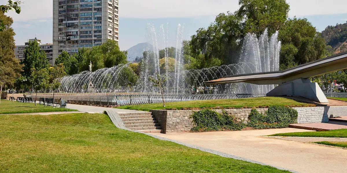 Plaza de la Aviación, atração para visitar em Santiago